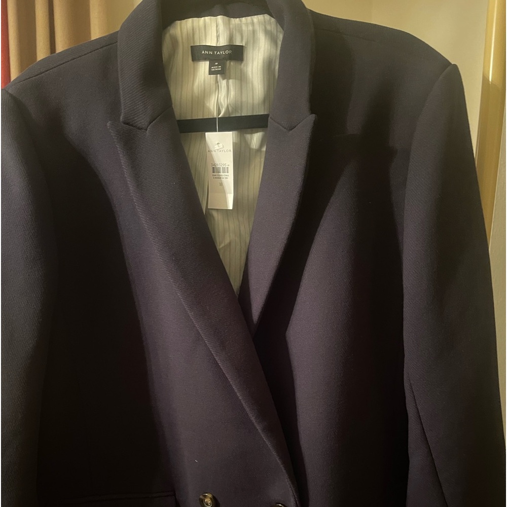 Ann Taylor Navy women’s blazer new with tags
